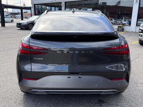2024 Genesis GV60 Advanced AWD