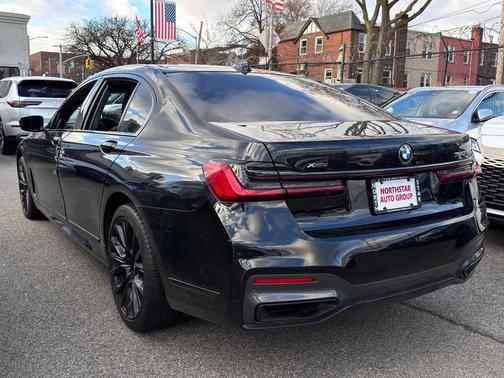 2022 BMW 750 i xDrive