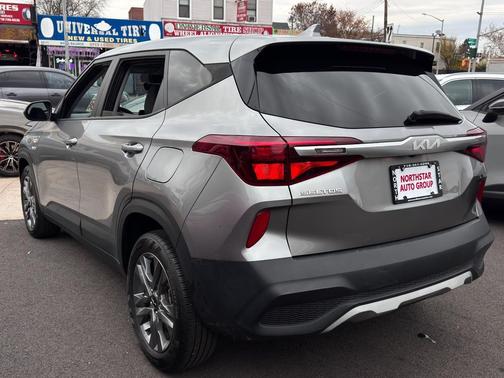 2023 Kia Seltos LX