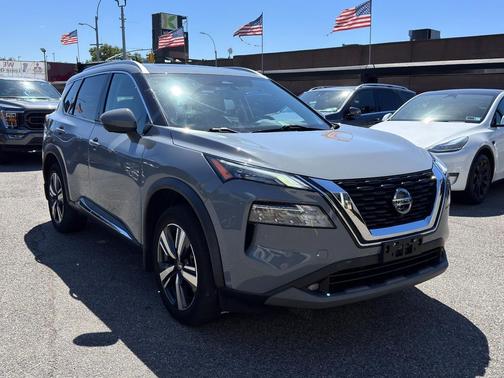 2021 Nissan Rogue SL