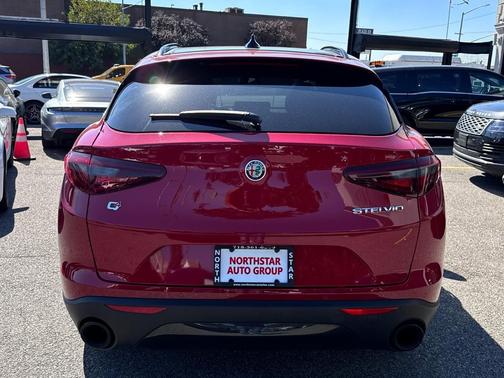 2023 Alfa Romeo Stelvio Sprint AWD