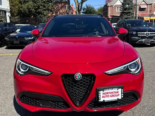 2023 Alfa Romeo Stelvio Sprint AWD