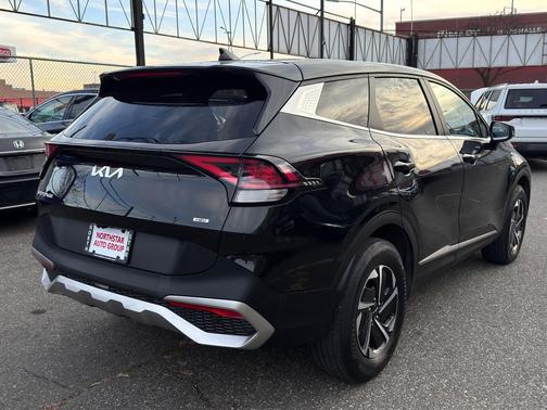 2023 Kia Sportage Hybrid LX