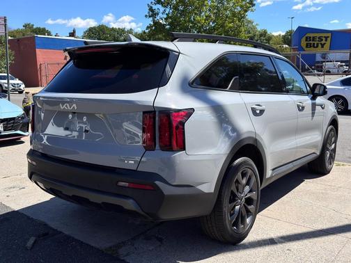 2023 Kia Sorento EX