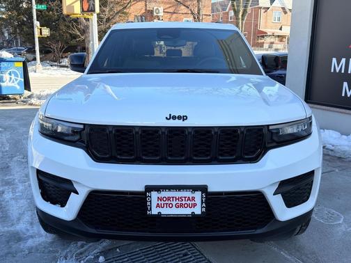 2024 Jeep Grand Cherokee Altitude