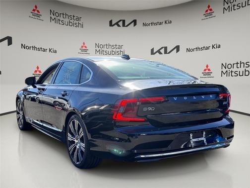 2022 Volvo S90 B6 Inscription