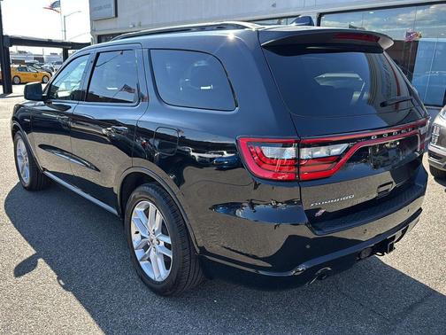 DB Black Clearcoat 2024 Dodge Durango R/T Plus AWD