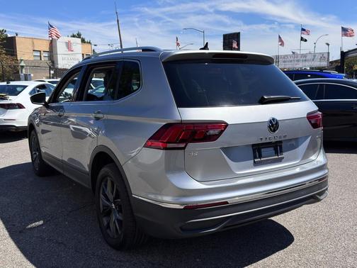 2022 Volkswagen Tiguan 2.0T SE 4MOTION
