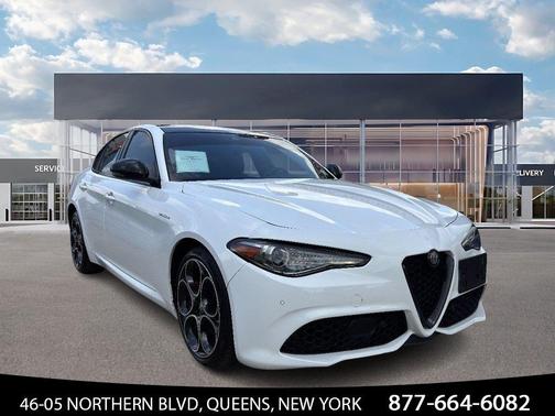 2023 Alfa Romeo Giulia Veloce AWD