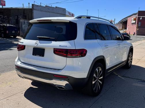 2021 Mercedes-Benz GLB 250 4MATIC