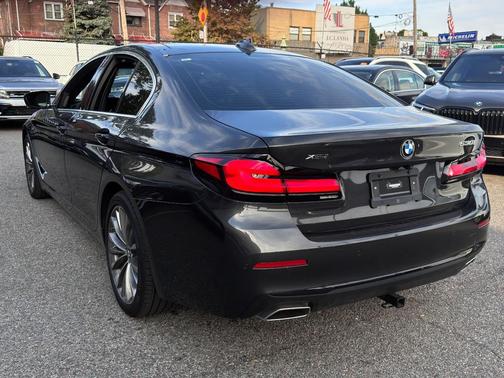 2023 BMW 530 i xDrive