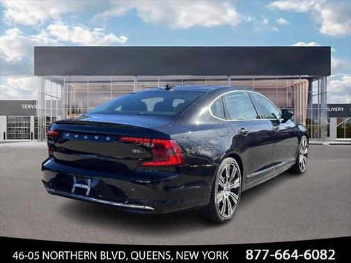 2022 Volvo S90 B6 Inscription