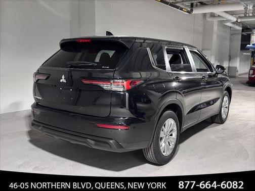 2025 Mitsubishi Outlander ES 2.5 S-AWC