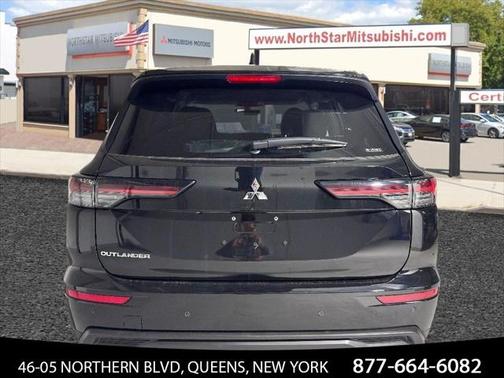 2025 Mitsubishi Outlander ES 2.5 S-AWC