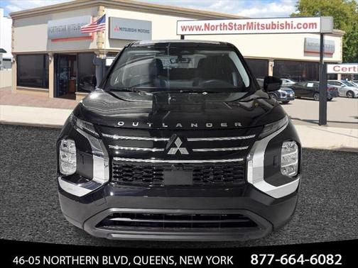 2025 Mitsubishi Outlander ES 2.5 S-AWC