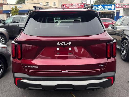 2024 Kia Sorento EX