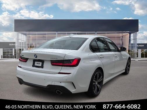2022 BMW 330 xDrive