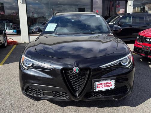 2022 Alfa Romeo Stelvio Sprint