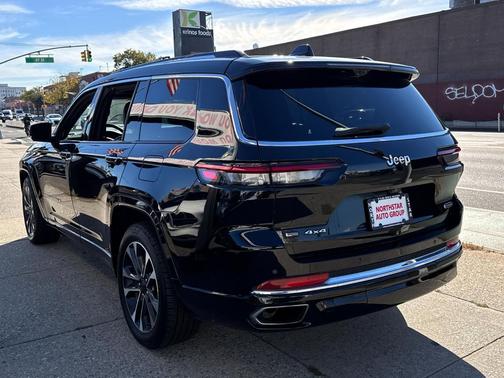 2022 Jeep Grand Cherokee L Overland