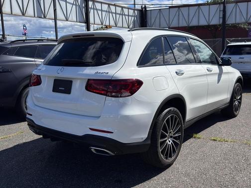 2022 Mercedes-Benz GLC 300 4MATIC