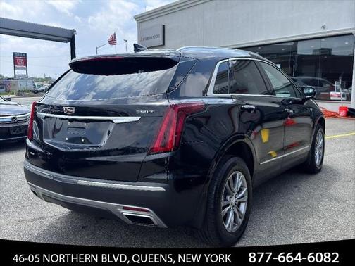 2022 Cadillac XT5 Premium Luxury