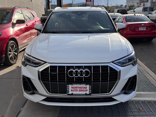 2023 Audi Q3 Premium 45 TFSI S line quattro Tiptronic