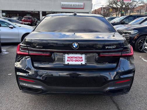 2022 BMW 750 i xDrive