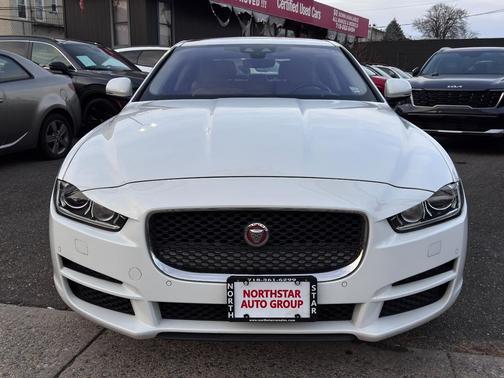 2019 Jaguar XE 25t Premium