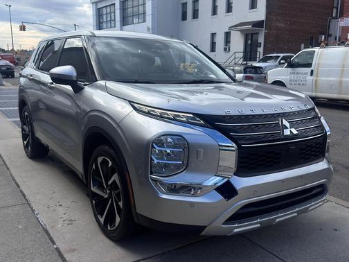 2022 Mitsubishi Outlander SE 2.5 S-AWC
