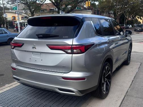 2022 Mitsubishi Outlander SE 2.5 S-AWC