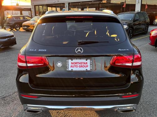 2017 Mercedes-Benz GLC 300 4MATIC