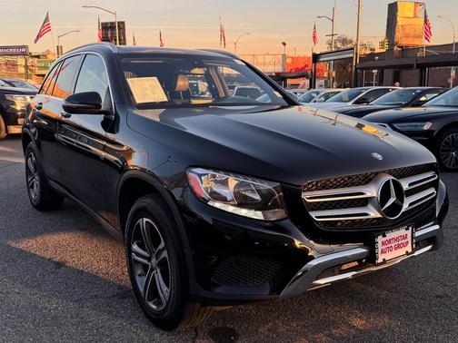2017 Mercedes-Benz GLC 300 4MATIC
