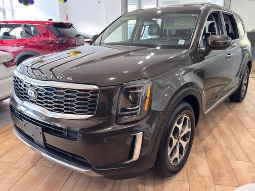 2020 Kia Telluride S