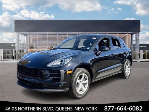 2021 Porsche Macan Base
