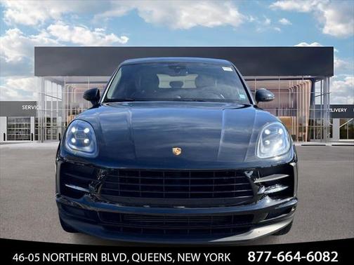 2021 Porsche Macan Base