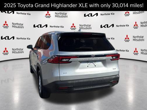 SILVER 2025 Toyota Grand Highlander XLE