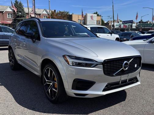 2021 Volvo XC60 Recharge Plug-In Hybrid T8 Polestar