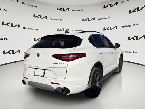 2023 Alfa Romeo Stelvio Ti