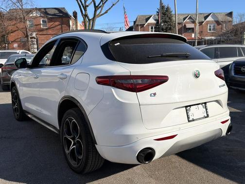 2023 Alfa Romeo Stelvio Ti