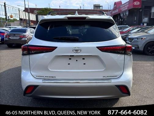 2023 Toyota Highlander Platinum