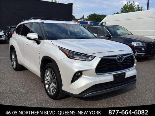 2023 Toyota Highlander Platinum