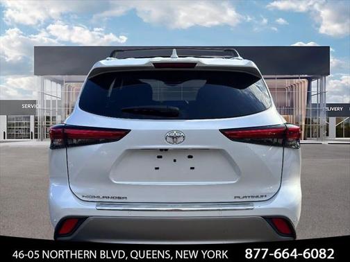 2023 Toyota Highlander Platinum