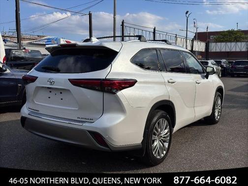 2023 Toyota Highlander Platinum