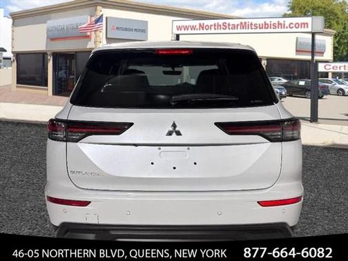 2025 Mitsubishi Outlander ES 2.5 S-AWC