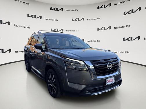 2024 Nissan Pathfinder Platinum