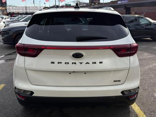 2022 Kia Sportage S