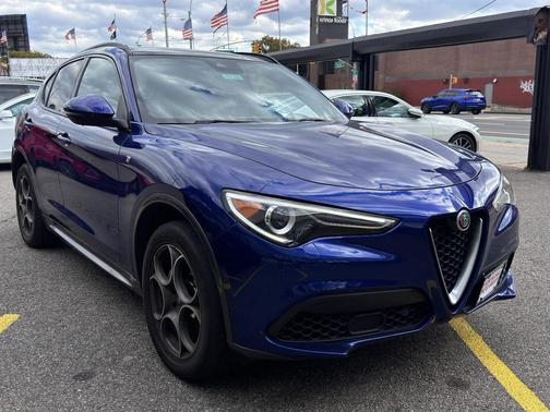 2022 Alfa Romeo Stelvio Ti