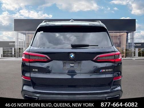 2022 BMW X5 M50i