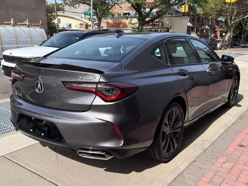 2022 Acura TLX A-Spec