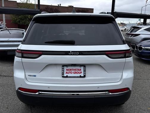2023 Jeep Grand Cherokee 4xe Base